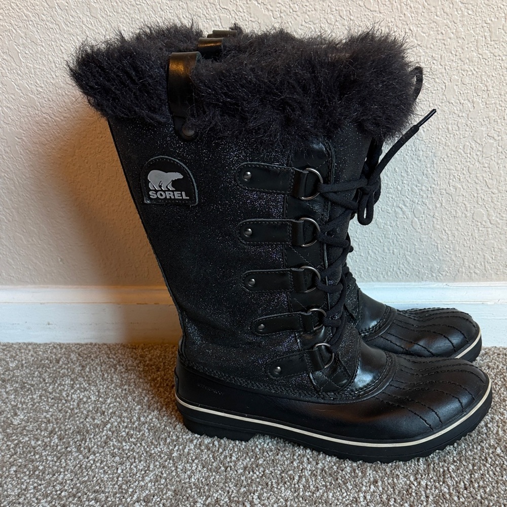 Sorel Black Fur-Lined Winter Boots